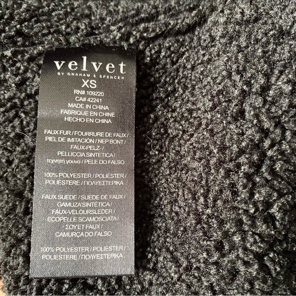 Velvet by Graham and Spencer women’s Black Faux Suede Sherpa-Lined Jacket - XS - Picture 13 of 13